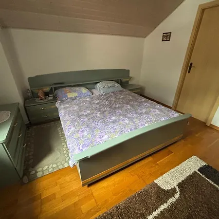 Guest A La Maison De La Port-Valais
