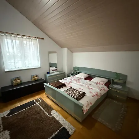 Guest A La Maison De La Port-Valais